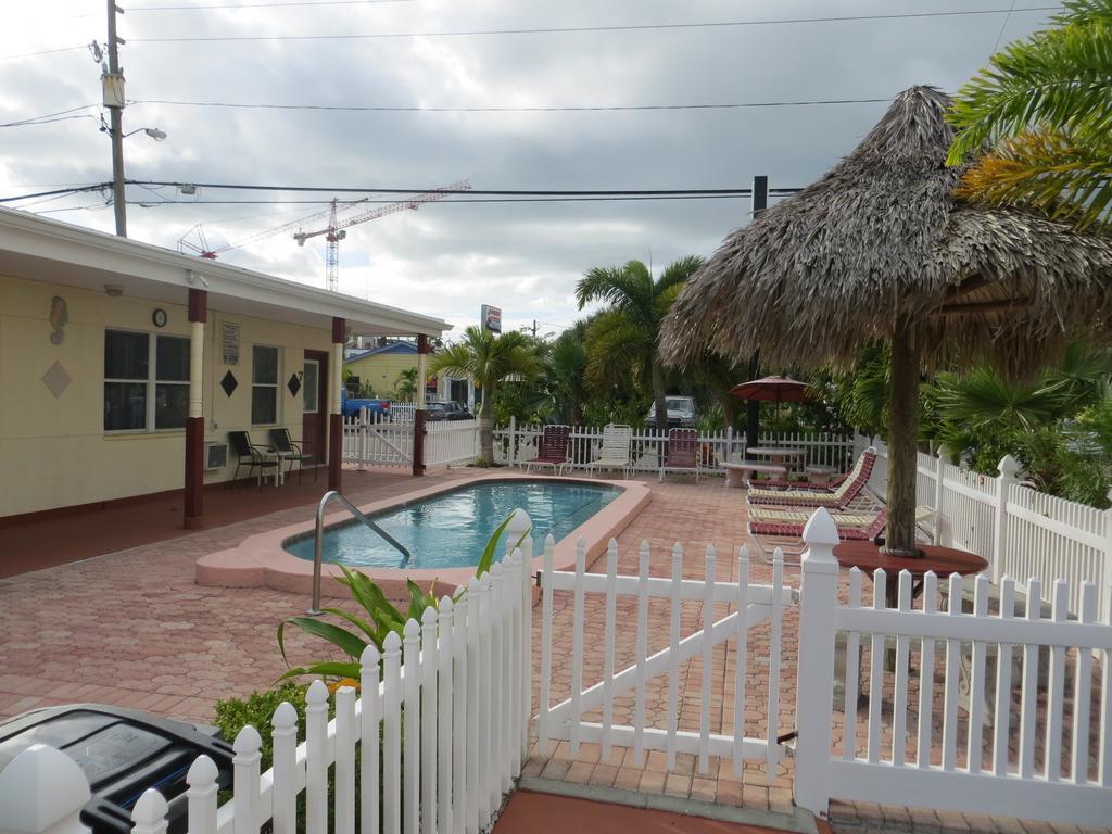 Silver Sands Motel Clearwater Beach Exterior foto